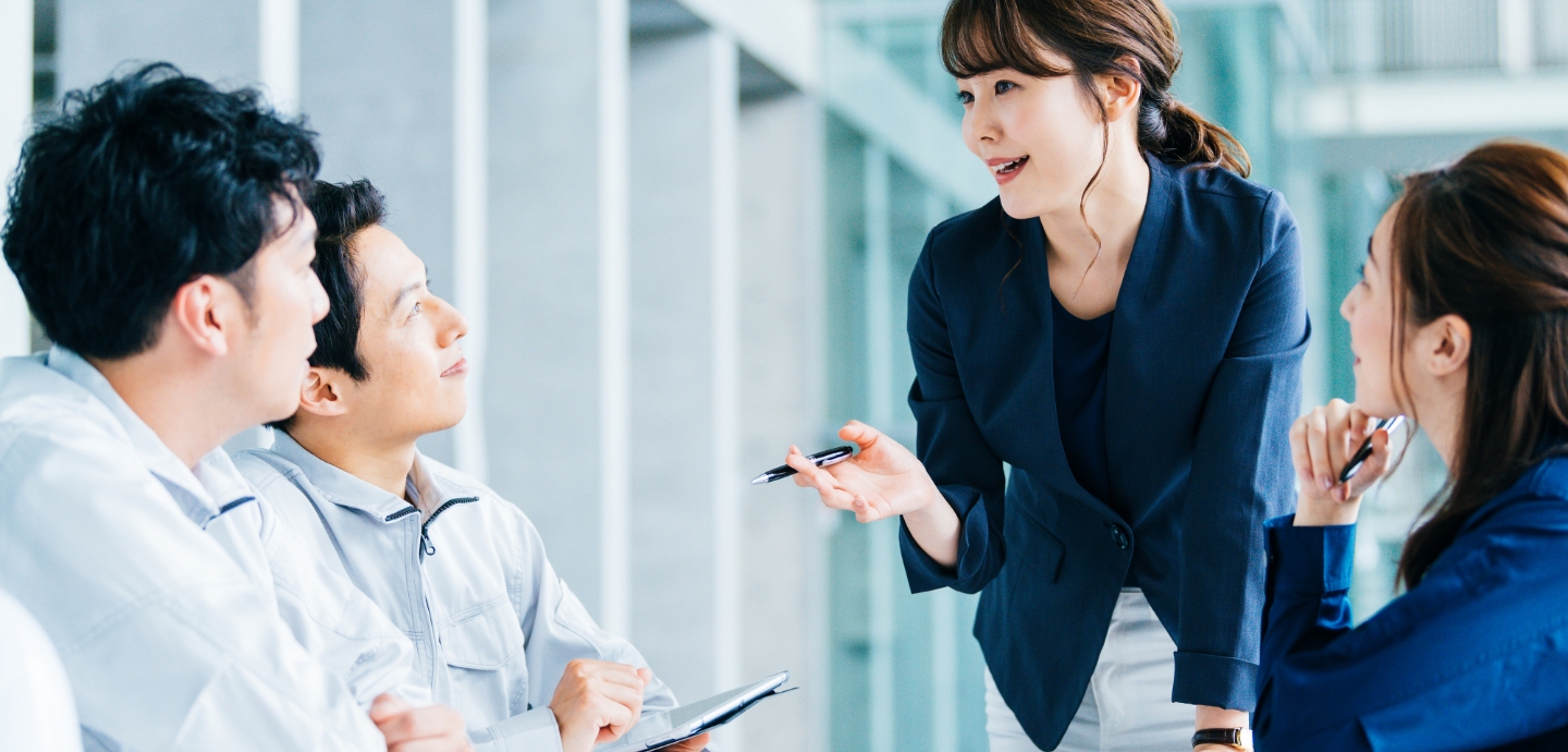 自ら考え、行動し、感動を作る。SHARP YOUR FUTURE